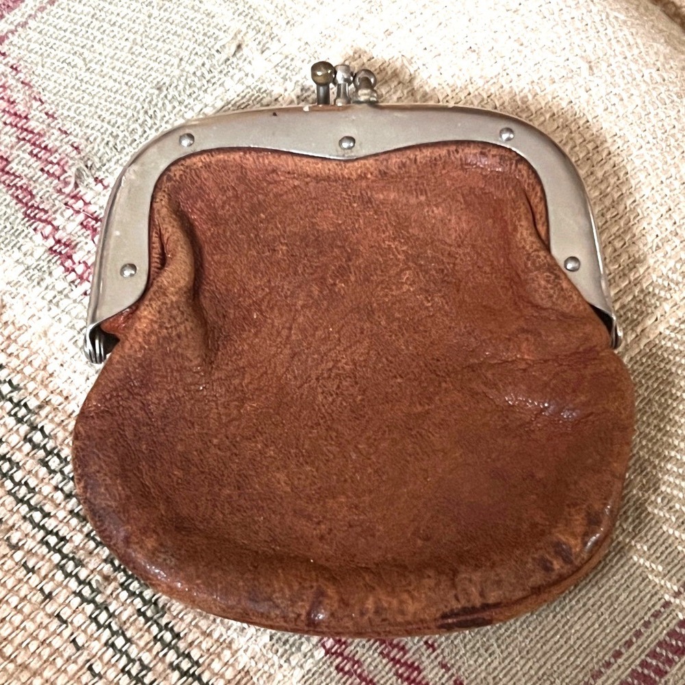 Vintage Brown Leather Double Kiss Lock Coin Purse Small Change Pouch Wallet